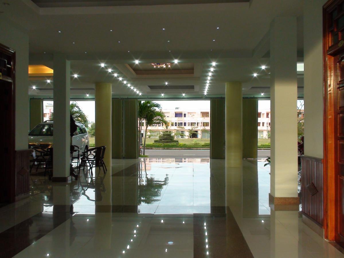 Thy Hung Hotel Туихоа Экстерьер фото